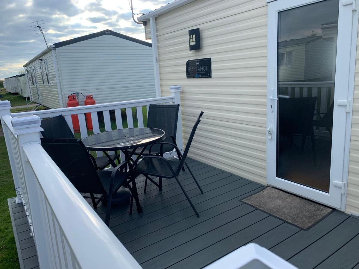 Hotel 6 Berth Park Dean Saltfleet Exterior foto