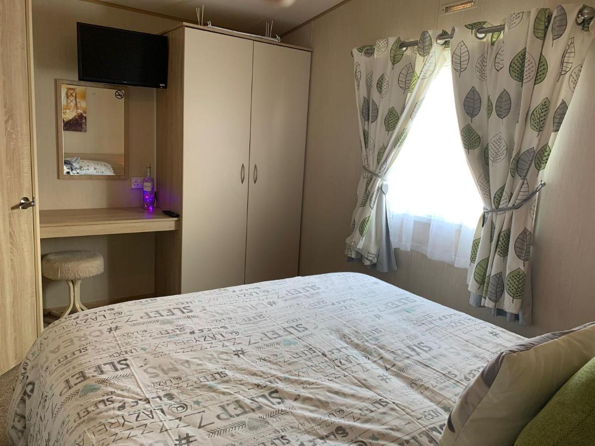 Hotel 6 Berth Park Dean Saltfleet Exterior foto